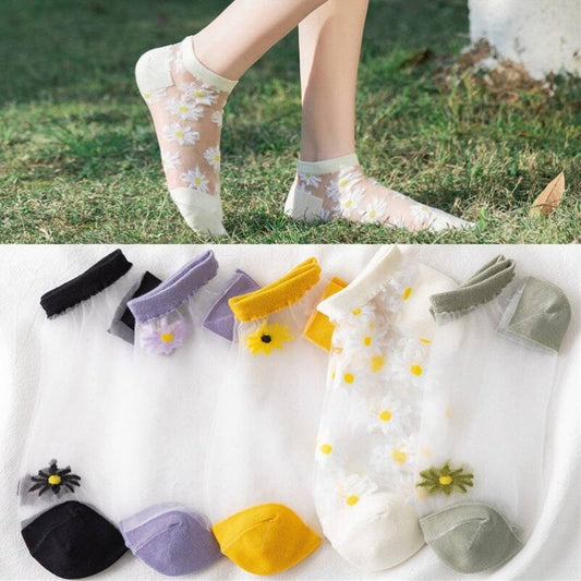 🔥Summer Promotion 49% OFF - 🌻Korean Style Daisy Flower Transparent Socks (10 Pcs)